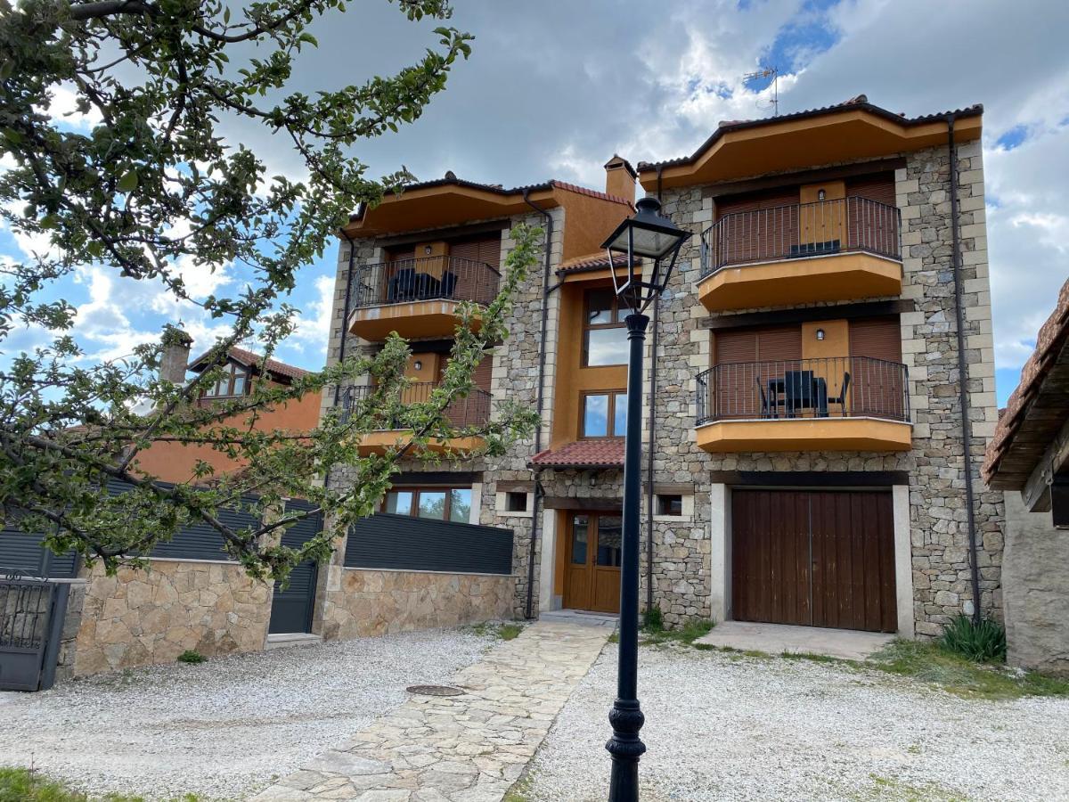 Mirasierra II Y III Navarredonda de Gredos Exteriör bild